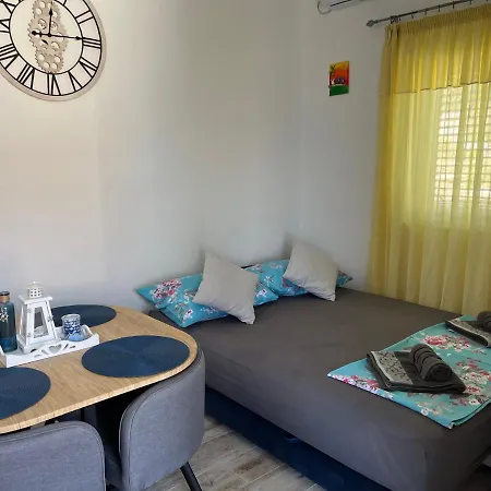 Be At Peace Apartment *