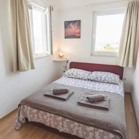 Be At Peace * Trogir